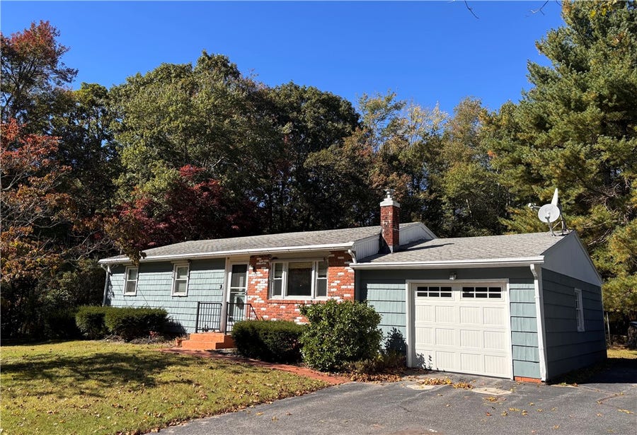 Property photo for 595 Lafayette Road, North Kingstown, RI