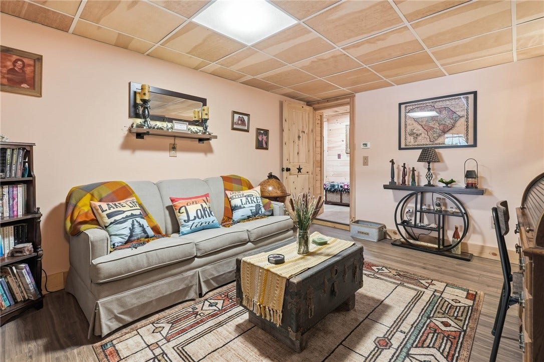 55 Slater Drive, Burrillville, RI 02830 55 Slater Drive, Burrillville, RI 02830