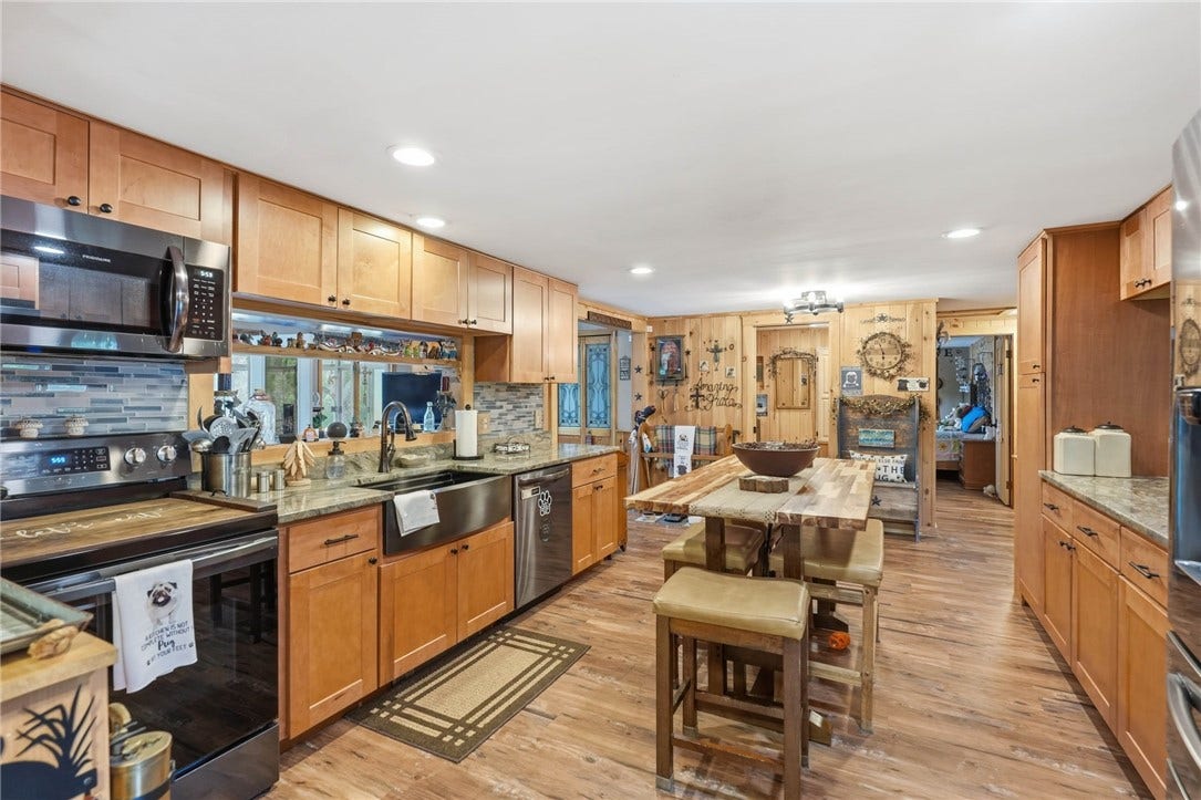 55 Slater Drive, Burrillville, RI 02830 55 Slater Drive, Burrillville, RI 02830