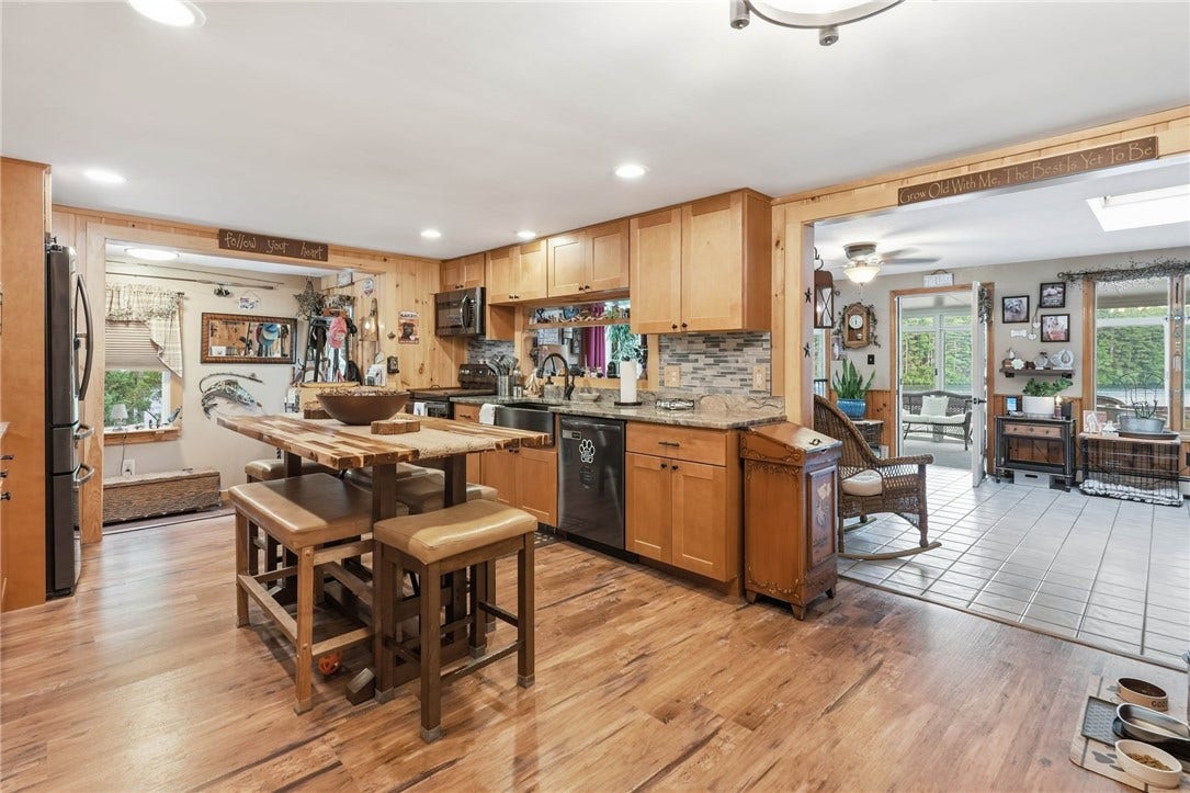 55 Slater Drive, Burrillville, RI 02830 55 Slater Drive, Burrillville, RI 02830