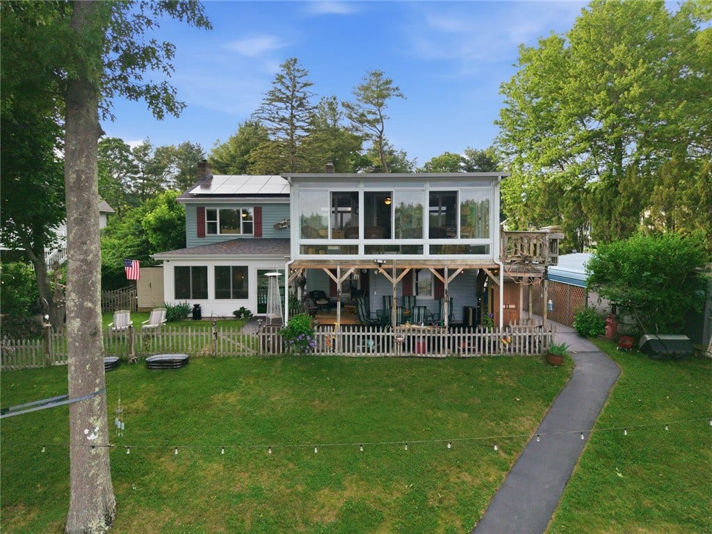 55 Slater Drive, Burrillville, RI 02830 55 Slater Drive, Burrillville, RI 02830
