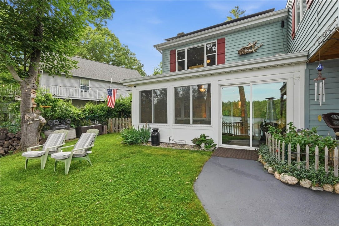 55 Slater Drive, Burrillville, RI 02830 55 Slater Drive, Burrillville, RI 02830