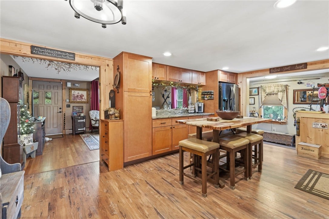 55 Slater Drive, Burrillville, RI 02830 55 Slater Drive, Burrillville, RI 02830
