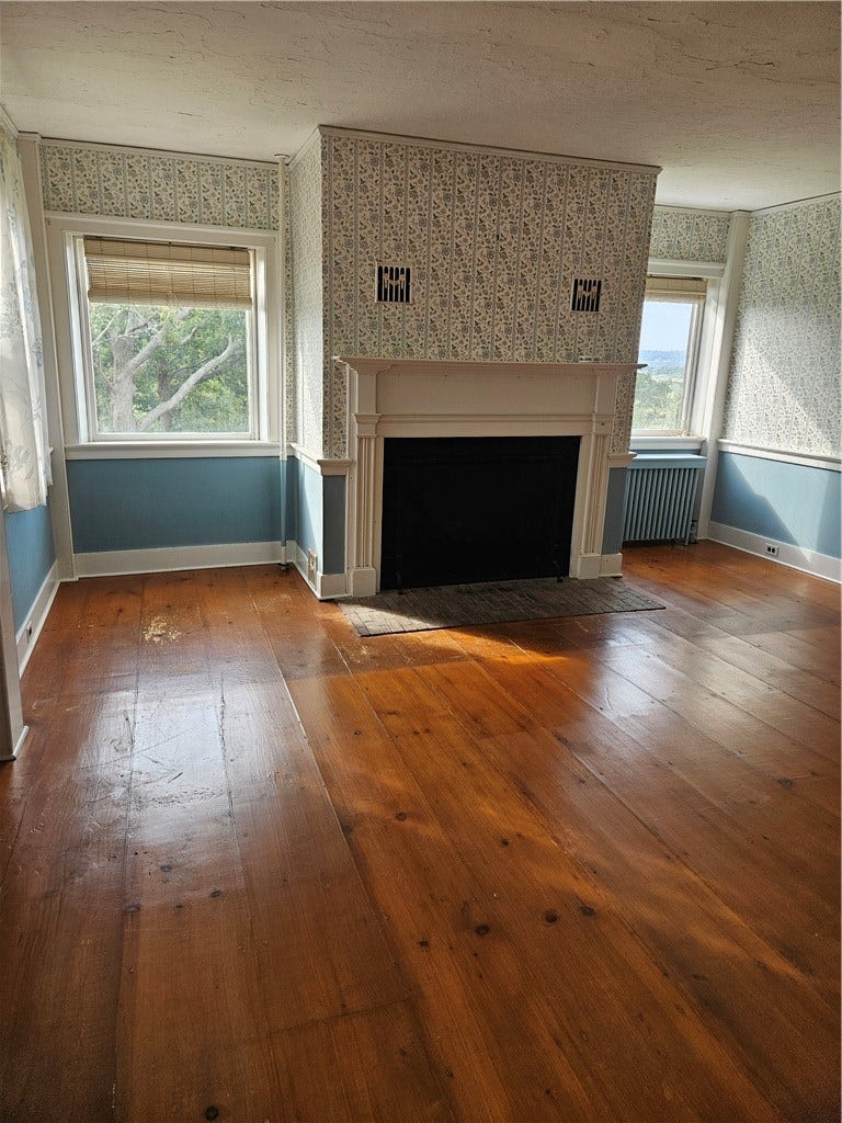 103 Fogland Road, Tiverton, RI 02878 103 Fogland Road, Tiverton, RI 02878