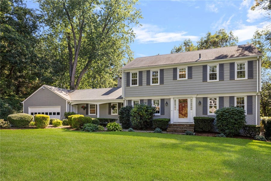 Property photo for 90 Jefferson Drive, East Greenwich, RI