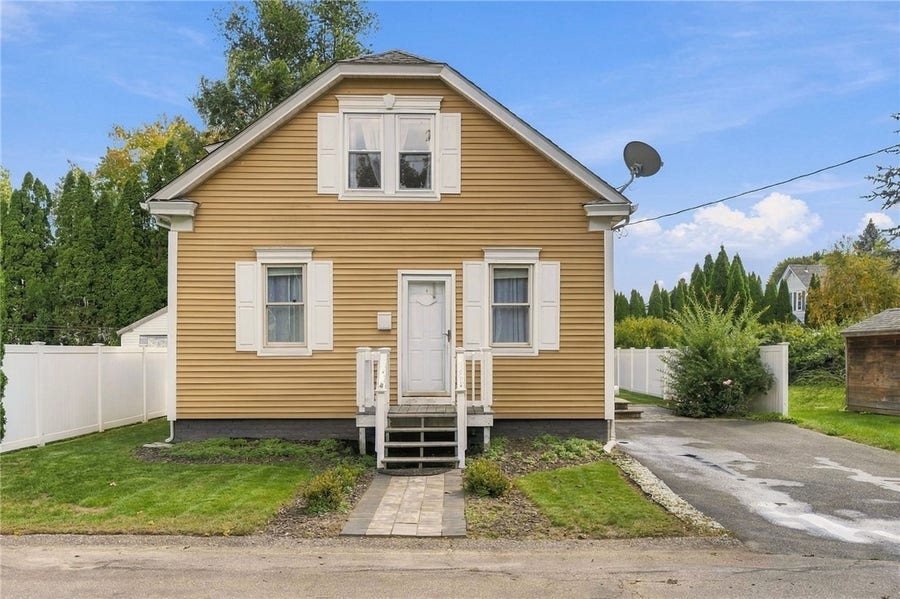 Property photo for 1 Oliver Street, Smithfield, RI
