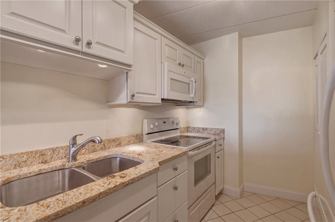 1314 Capella South, #1314, Newport, RI 02840 1314 Capella South, #1314, Newport, RI 02840