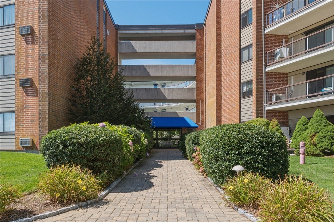 1314 Capella South, #1314, Newport, RI 02840 1314 Capella South, #1314, Newport, RI 02840