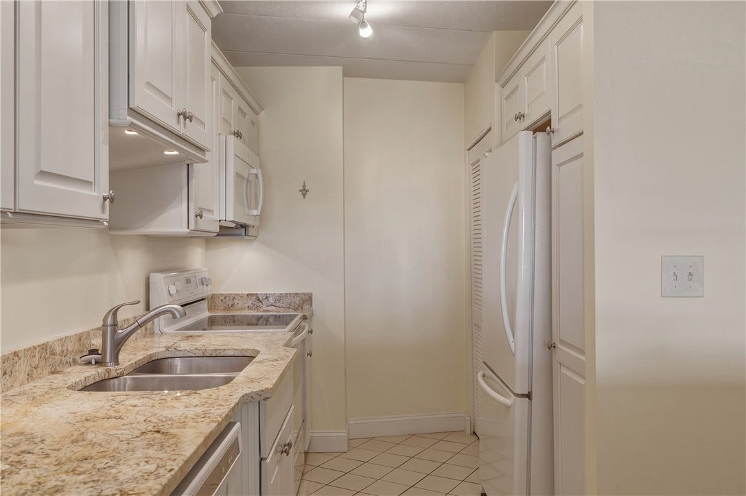 1314 Capella South, #1314, Newport, RI 02840 1314 Capella South, #1314, Newport, RI 02840
