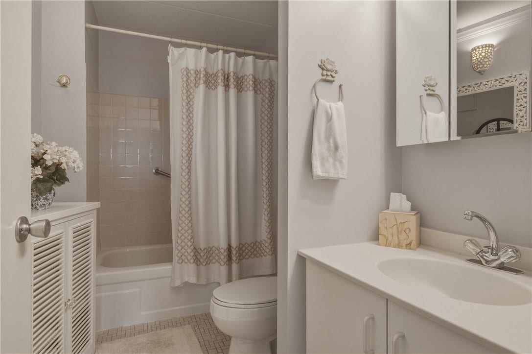 1314 Capella South, #1314, Newport, RI 02840 1314 Capella South, #1314, Newport, RI 02840