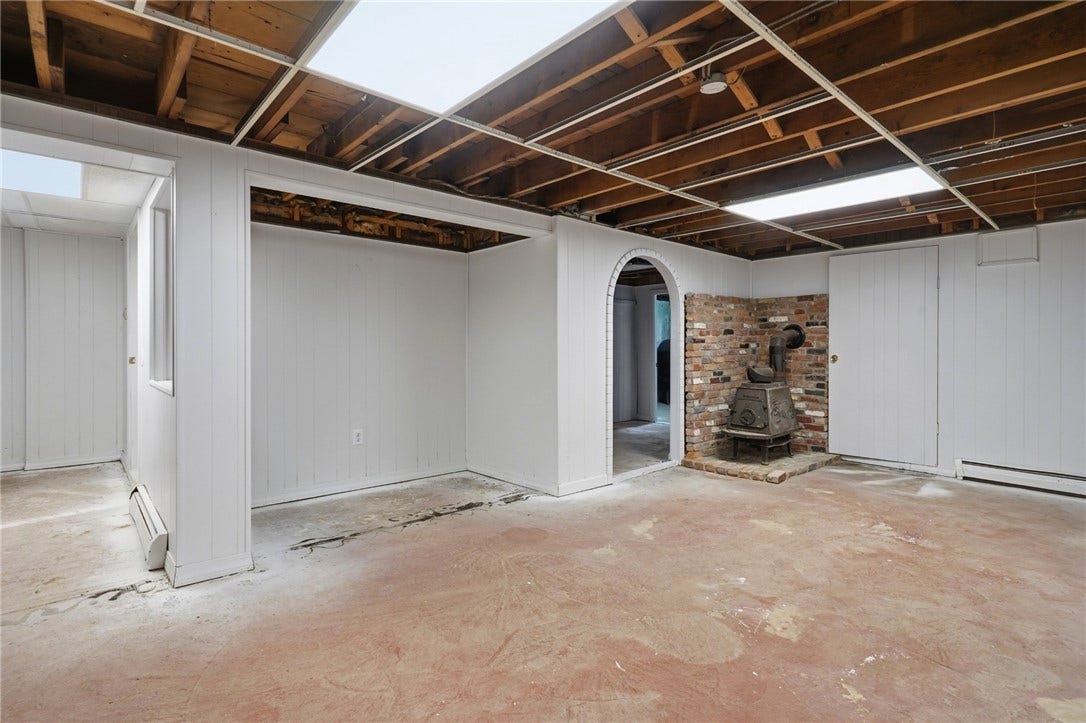 73 Pequot Trail, East Greenwich, RI 02818 73 Pequot Trail, East Greenwich, RI 02818