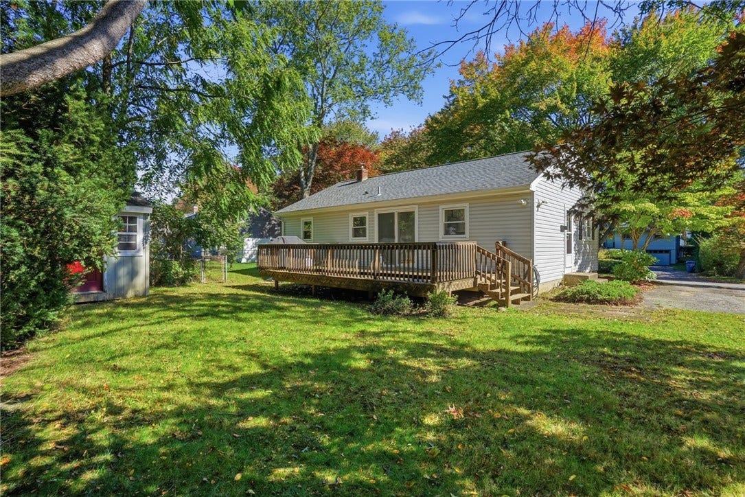 73 Pequot Trail, East Greenwich, RI 02818 73 Pequot Trail, East Greenwich, RI 02818