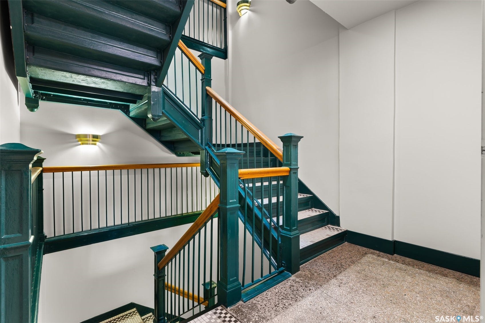 1821 Scarth Street, #300, Regina SK S4P 2G9