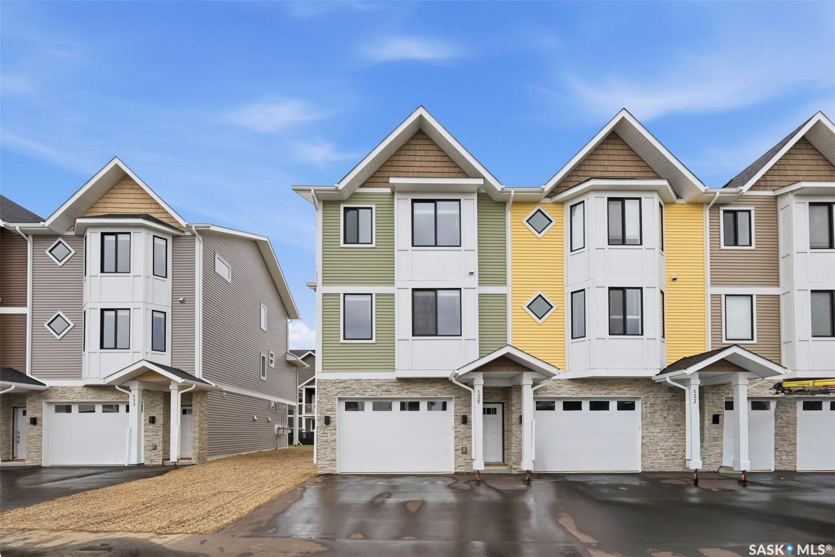 3220 11th Street W, #135, Saskatoon SK S7M 5M4