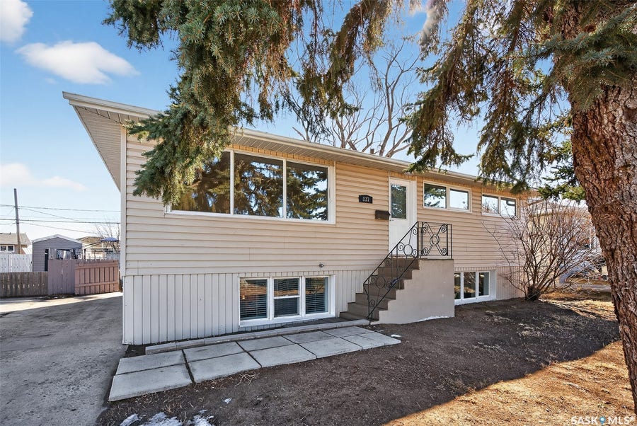 Property photo for 837 Keith Street, Moose Jaw SK