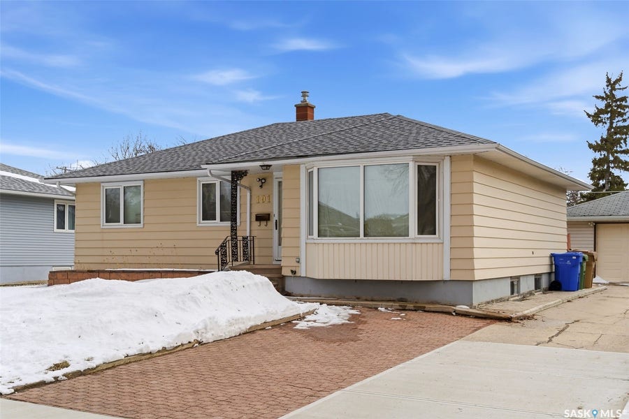 Property photo for 101 McNab Crescent, Regina SK
