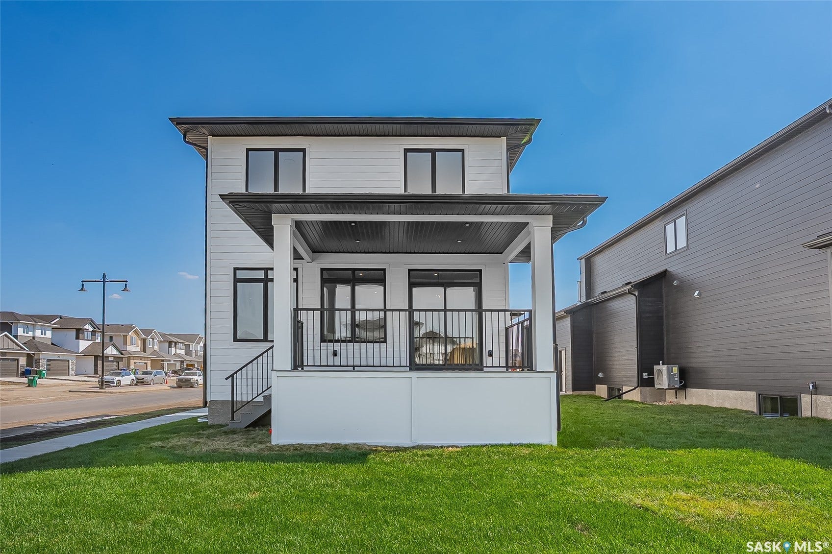 102 Cockcroft Manor, Saskatoon SK S7V 1Y5