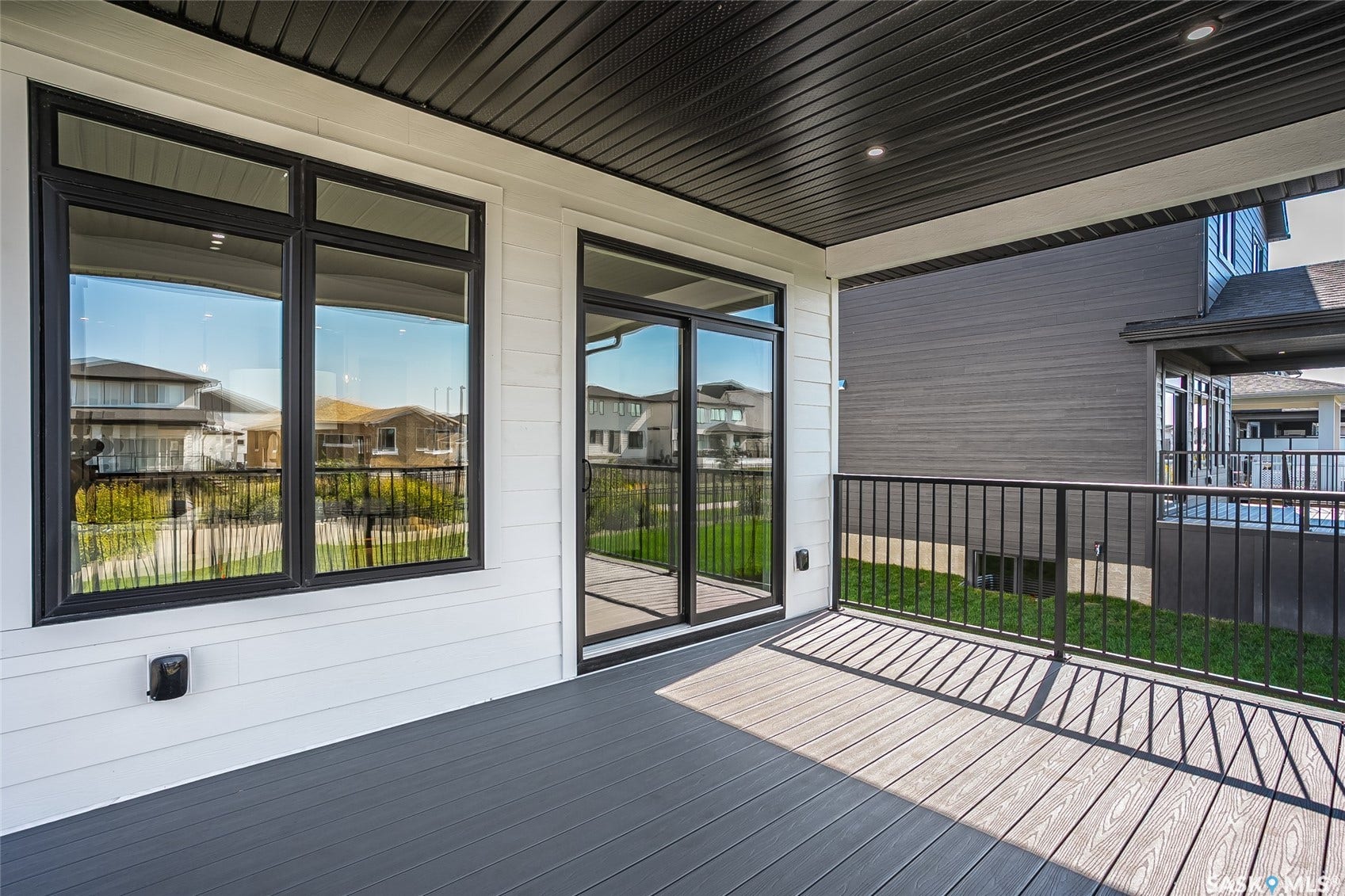 102 Cockcroft Manor, Saskatoon SK S7V 1Y5