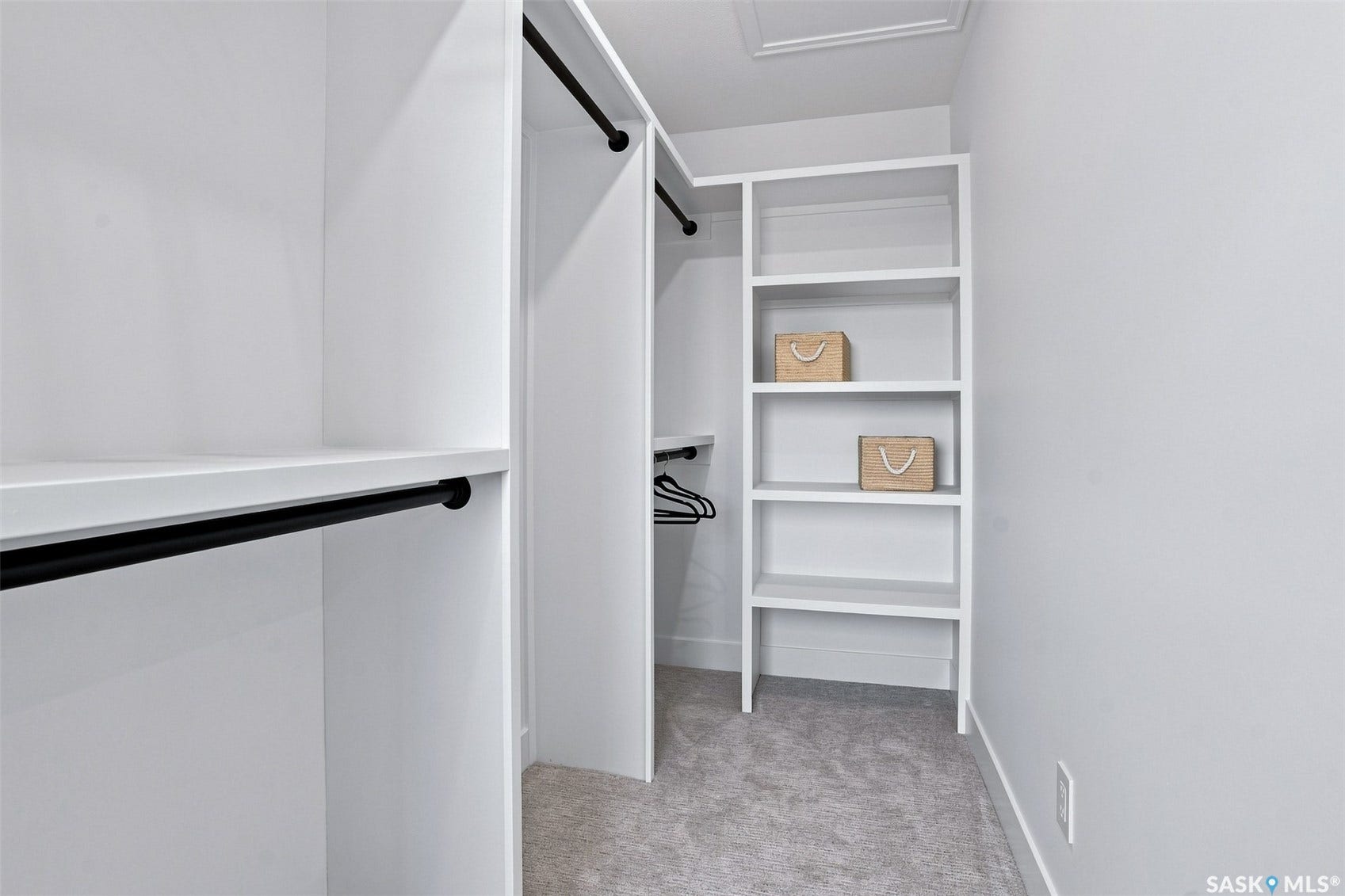 106 Cockcroft Manor, Saskatoon SK S7V 1Y5