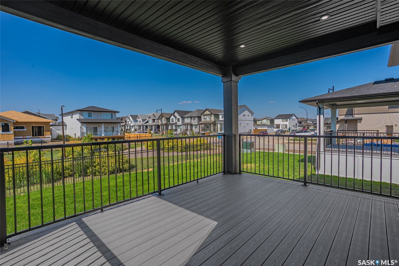 106 Cockcroft Manor, Saskatoon SK S7V 1Y5