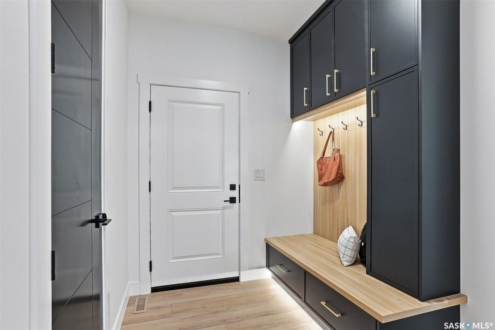 106 Cockcroft Manor, Saskatoon SK S7V 1Y5
