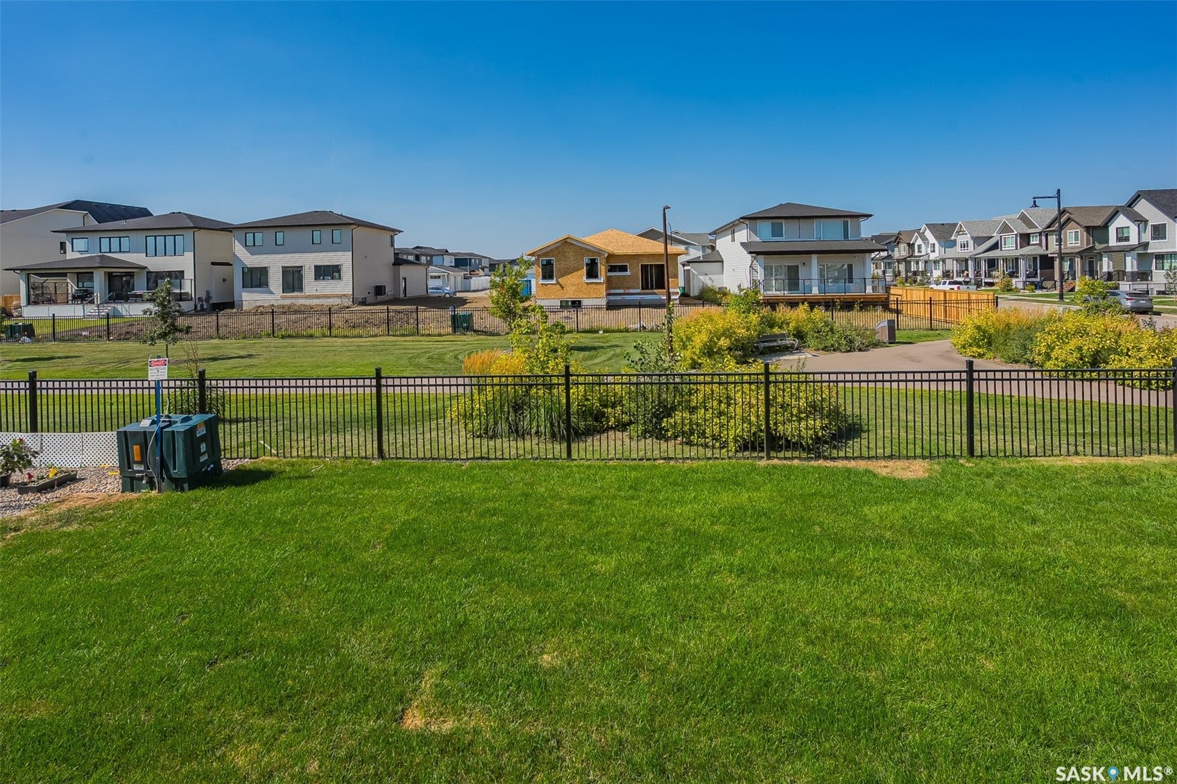 106 Cockcroft Manor, Saskatoon SK S7V 1Y5