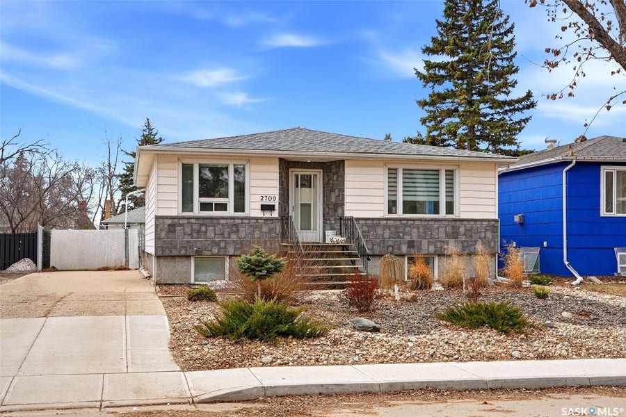 Property photo for 2709 24th Avenue, Regina SK