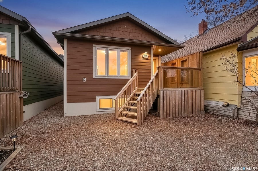 Property photo for 915 Athabasca Street E, Moose Jaw SK