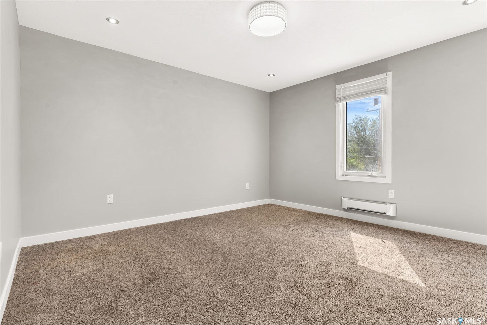 2358 Montreal Street, Regina SK S4P 1L8