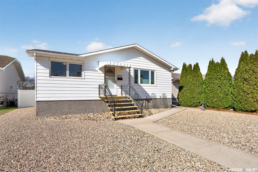 Property photo for 958 Edmonton Street, Moose Jaw SK