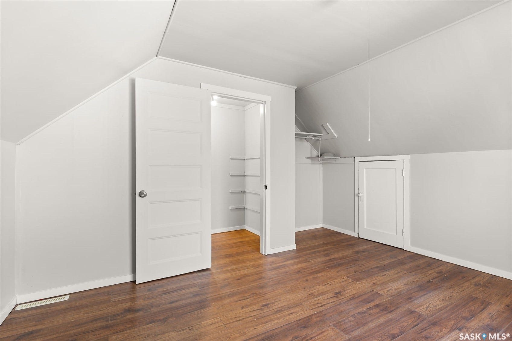 1247 King Street, Regina SK S4T 4G1
