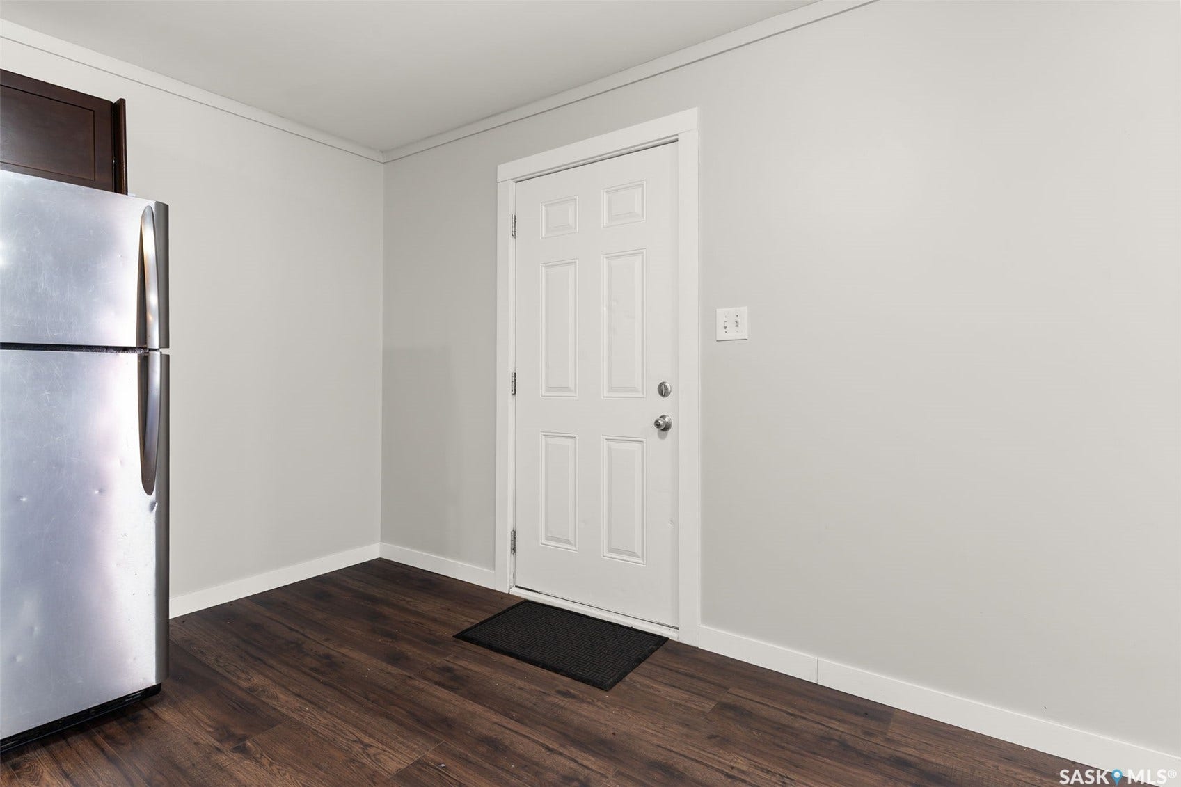 1247 King Street, Regina SK S4T 4G1