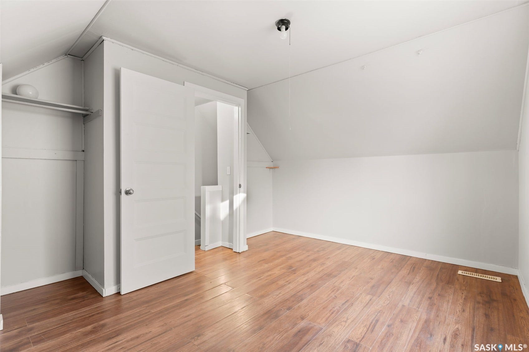 1247 King Street, Regina SK S4T 4G1