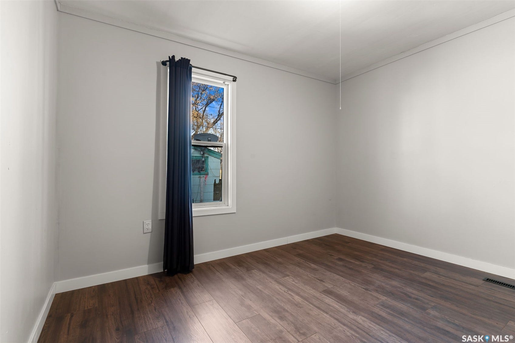 1247 King Street, Regina SK S4T 4G1