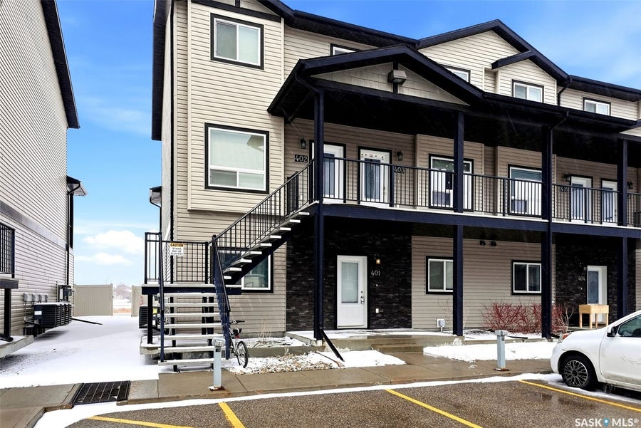 Property photo for 3826 Dewdney Avenue E, #401, Regina SK