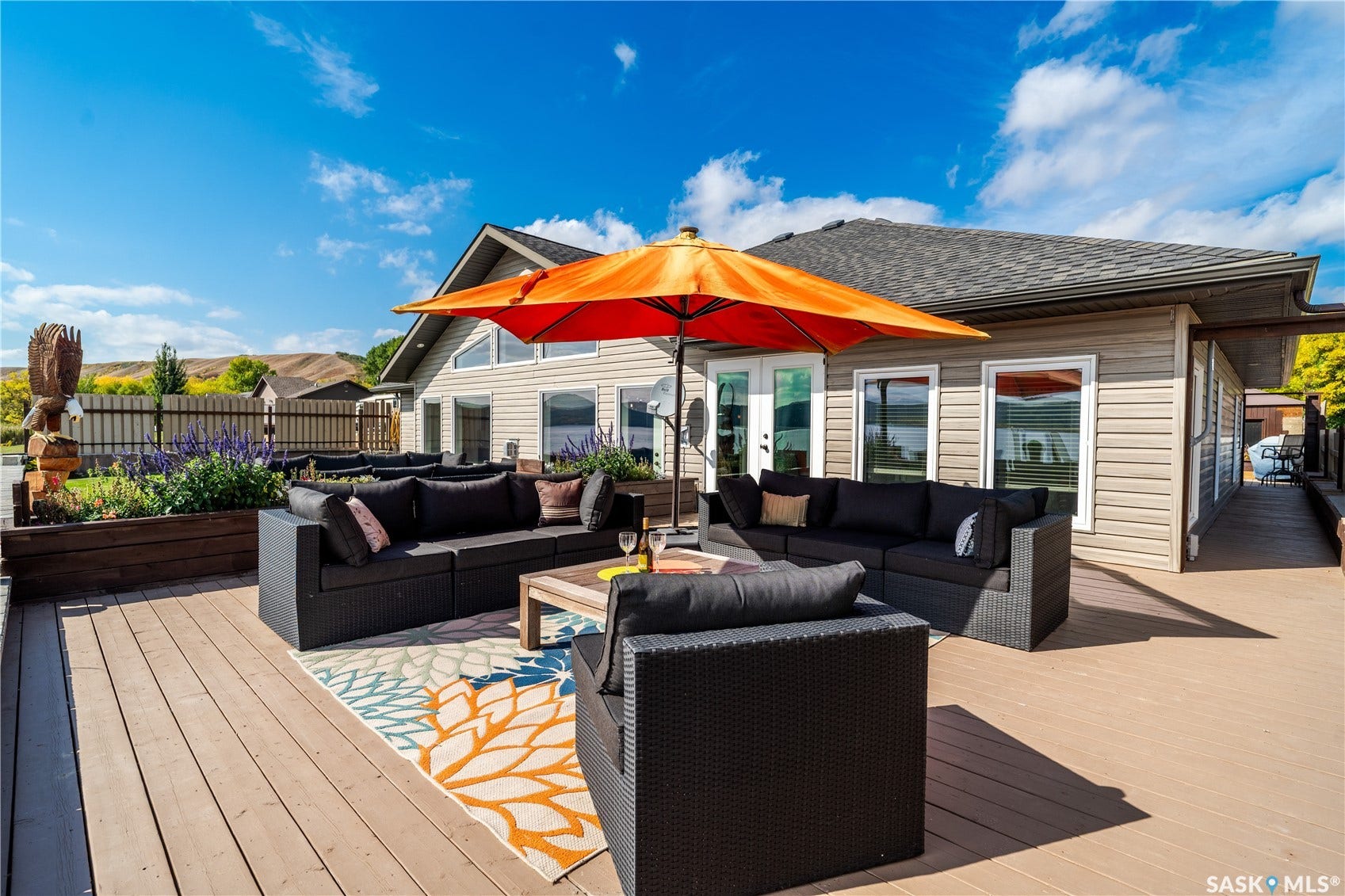 Lakefront deck