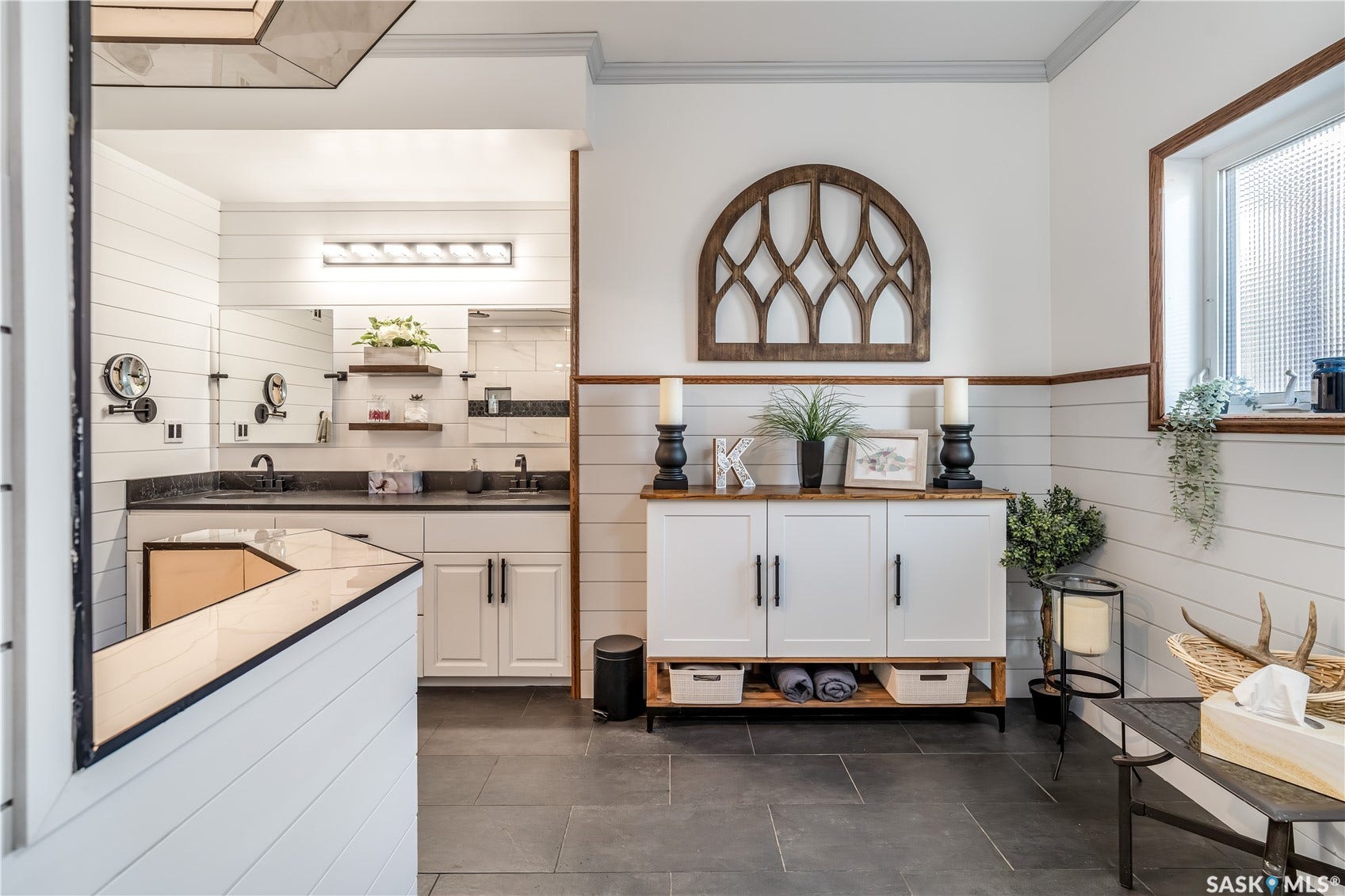 Primary ensuite