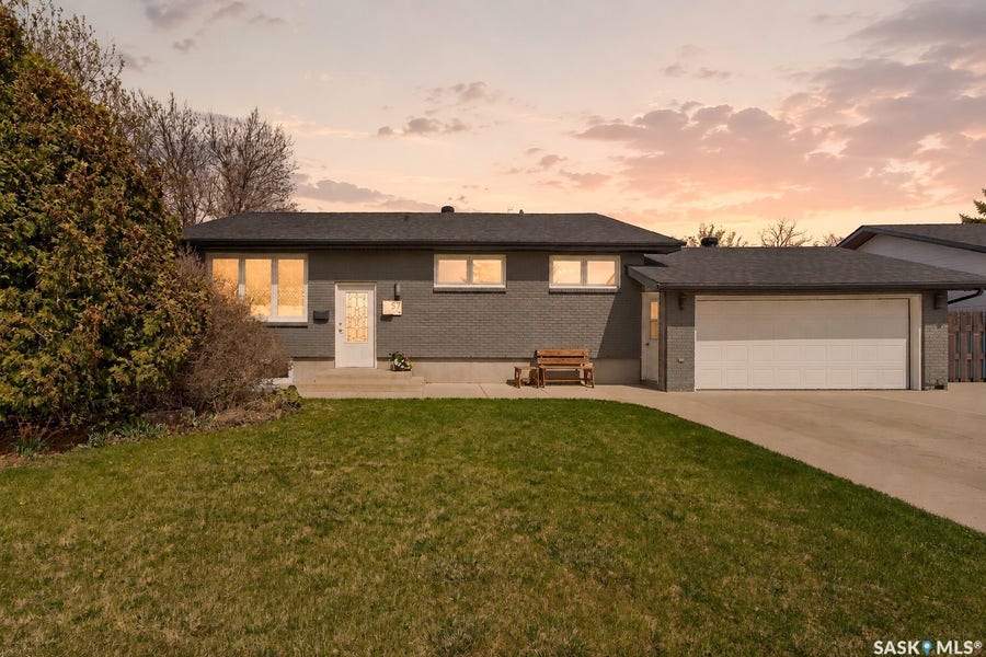 Property photo for 57 Daisy Crescent, Moose Jaw SK
