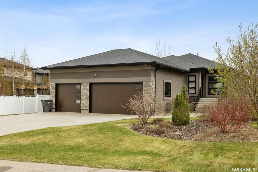 Property photo for 4 College Crescent, White City SK