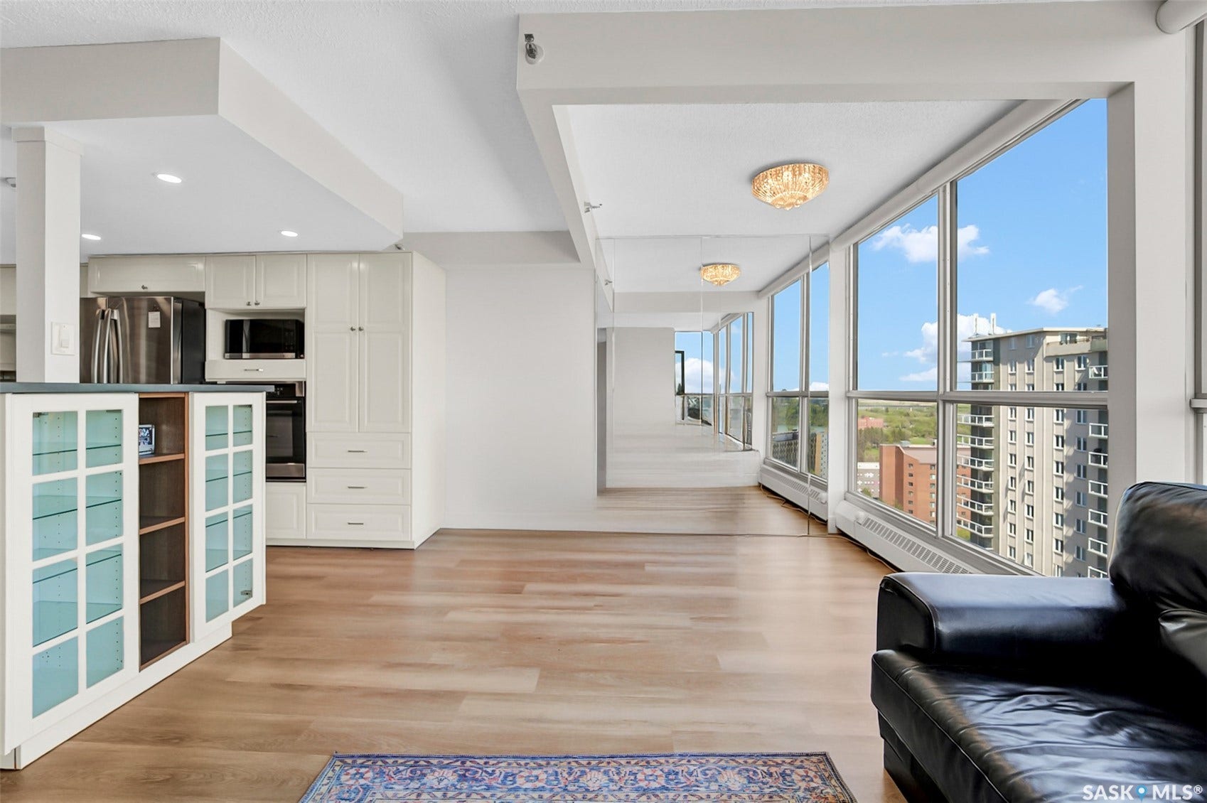315 5th Avenue N, #2001, Saskatoon SK S7K 5Z8