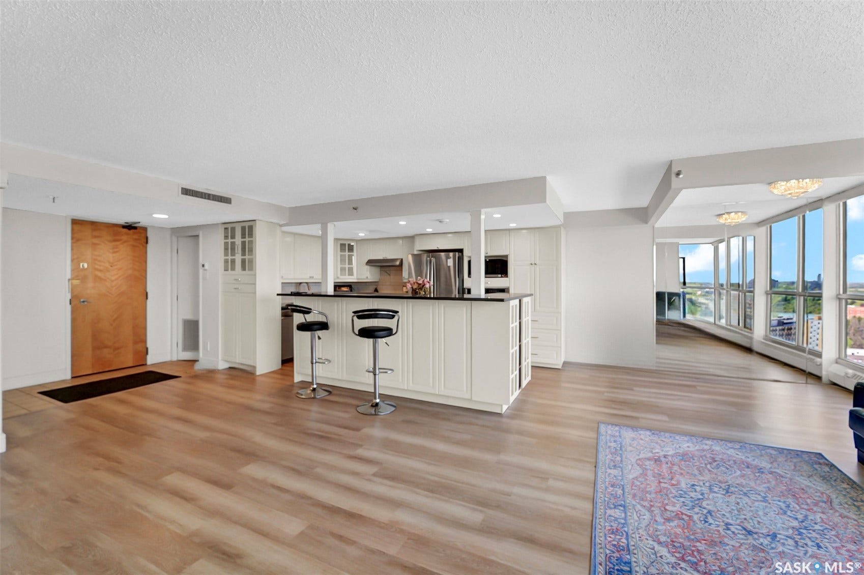 315 5th Avenue N, #2001, Saskatoon SK S7K 5Z8