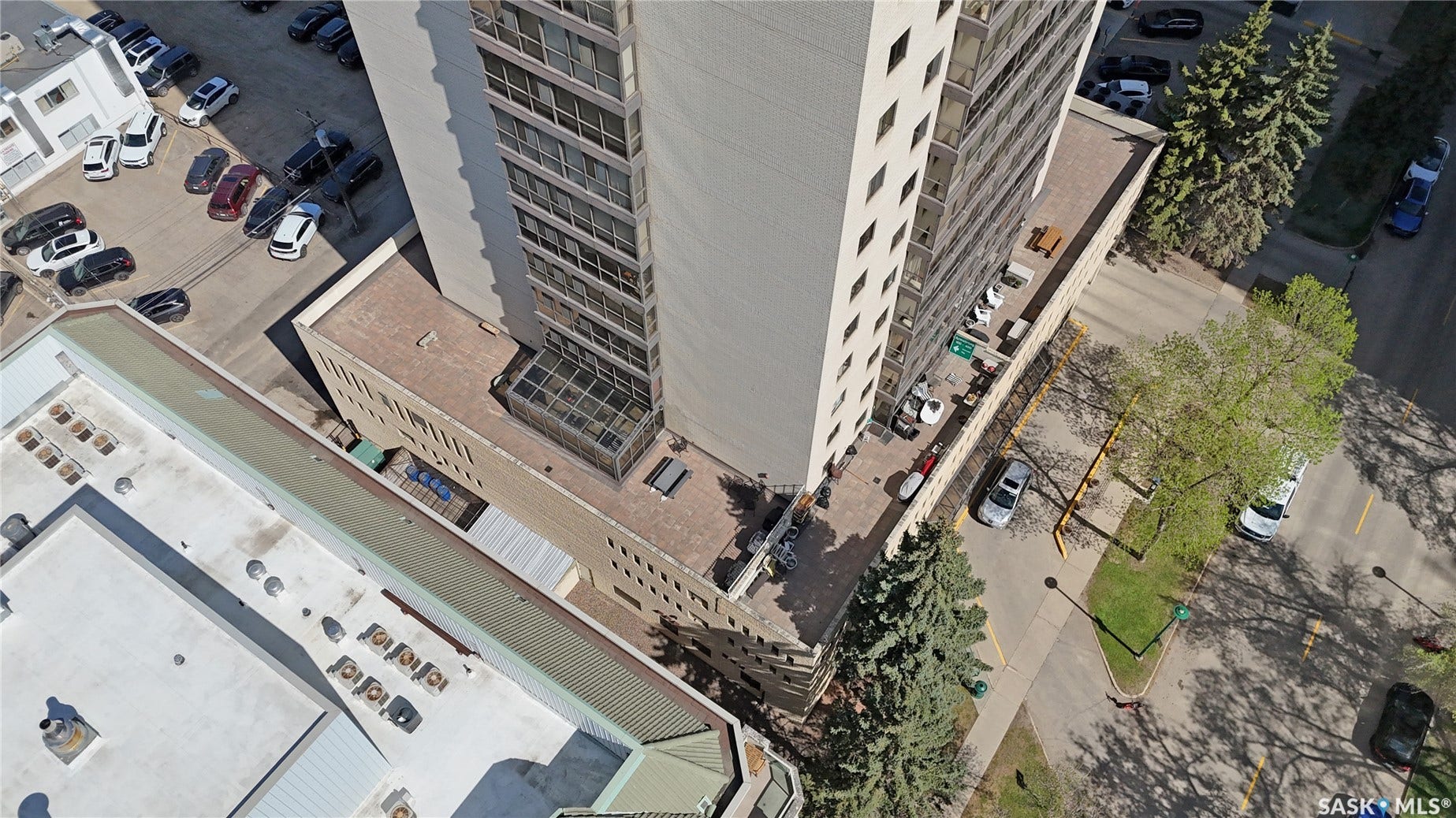 315 5th Avenue N, #2001, Saskatoon SK S7K 5Z8