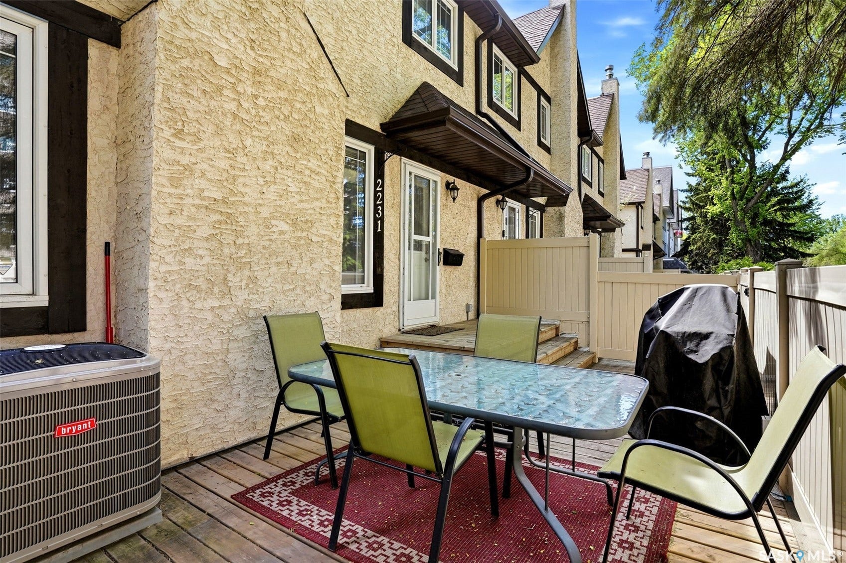 2231 McIntyre Street, Regina SK S4P 2S1