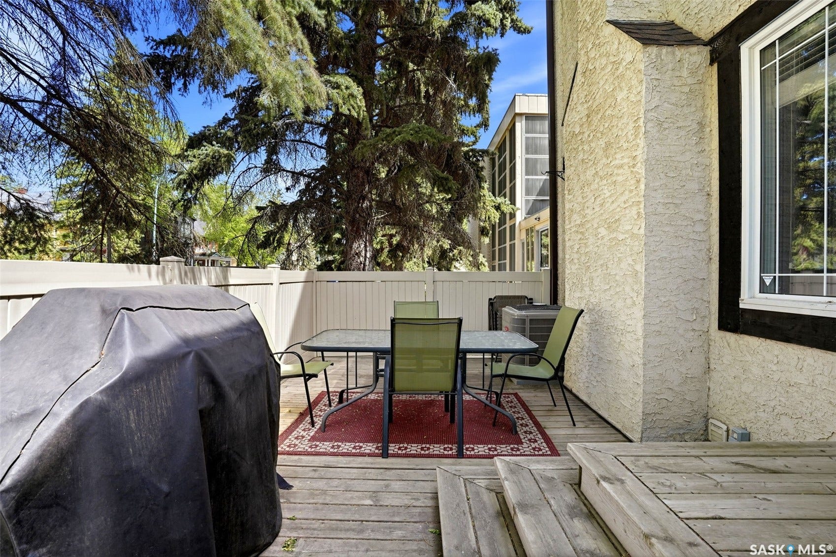 2231 McIntyre Street, Regina SK S4P 2S1