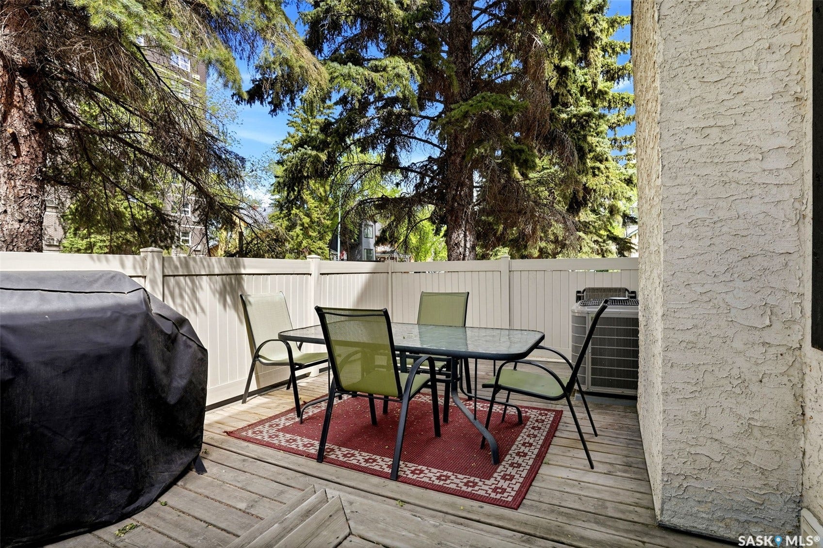 2231 McIntyre Street, Regina SK S4P 2S1