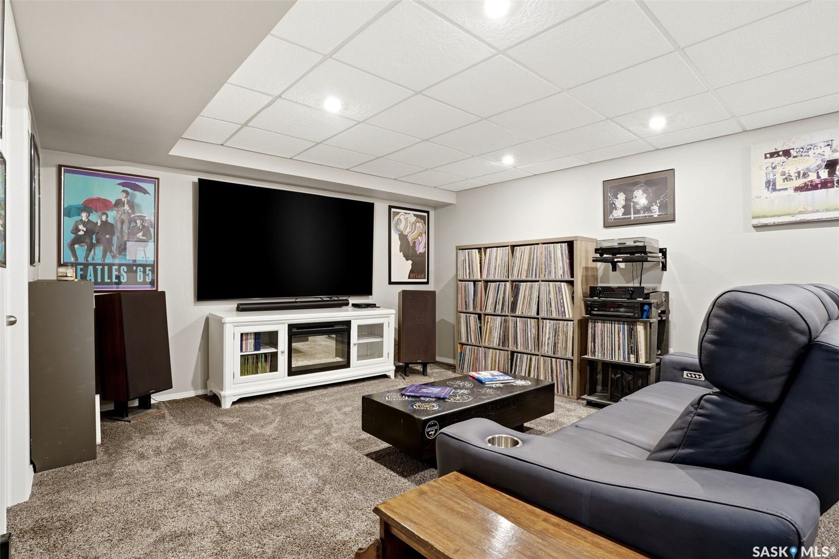 2231 McIntyre Street, Regina SK S4P 2S1