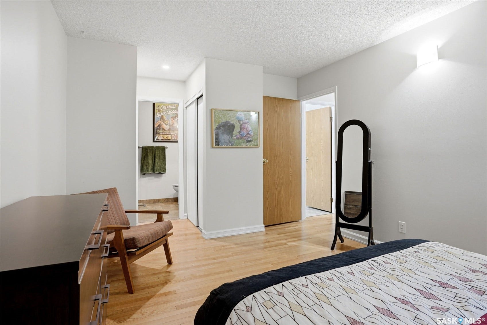 2231 McIntyre Street, Regina SK S4P 2S1