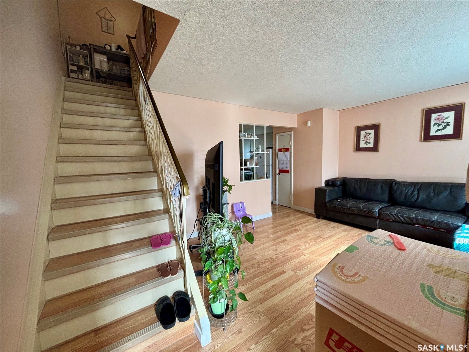 419 McIntosh Street, Regina SK S4R 4Z7