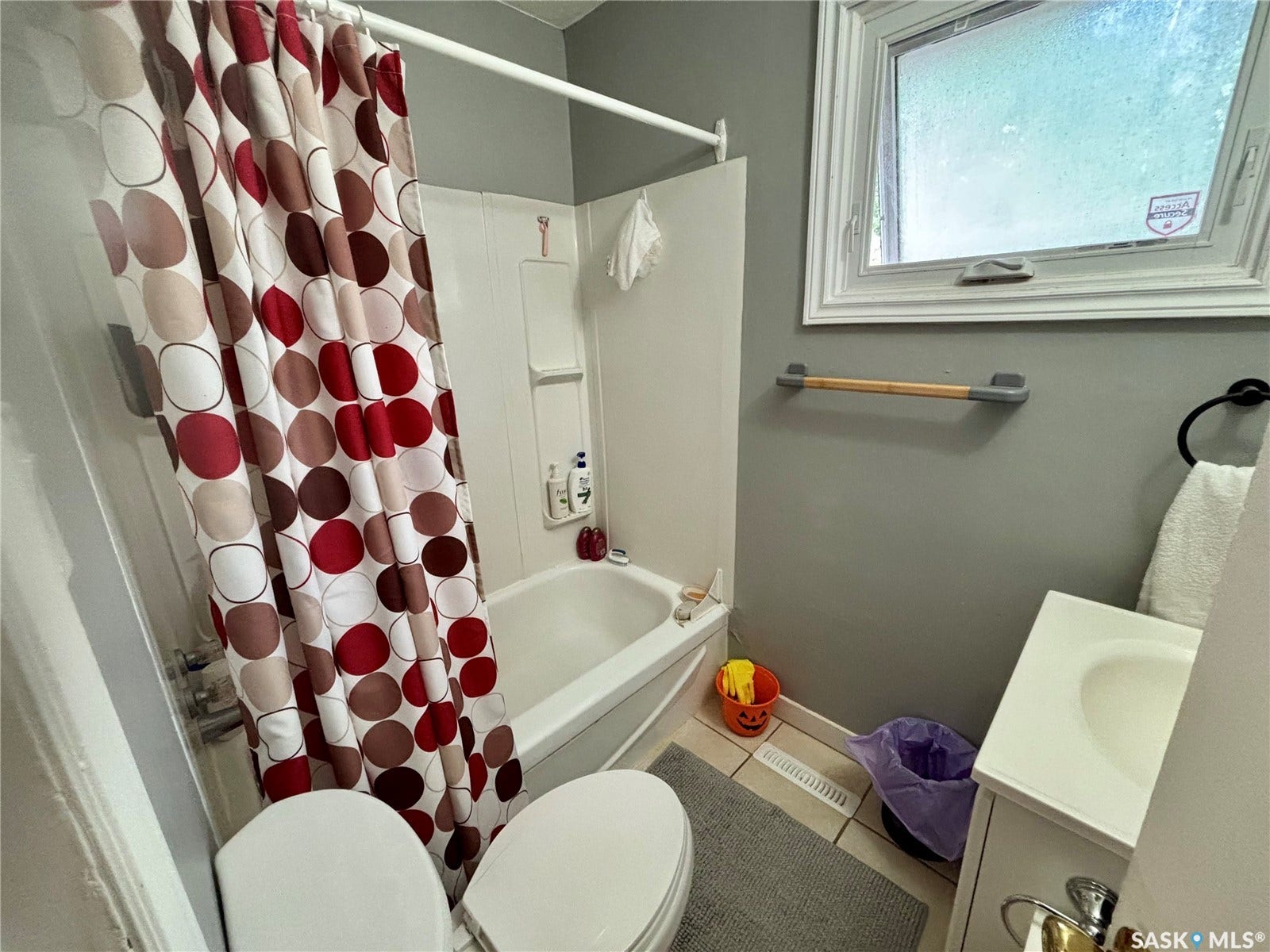 419 McIntosh Street, Regina SK S4R 4Z7