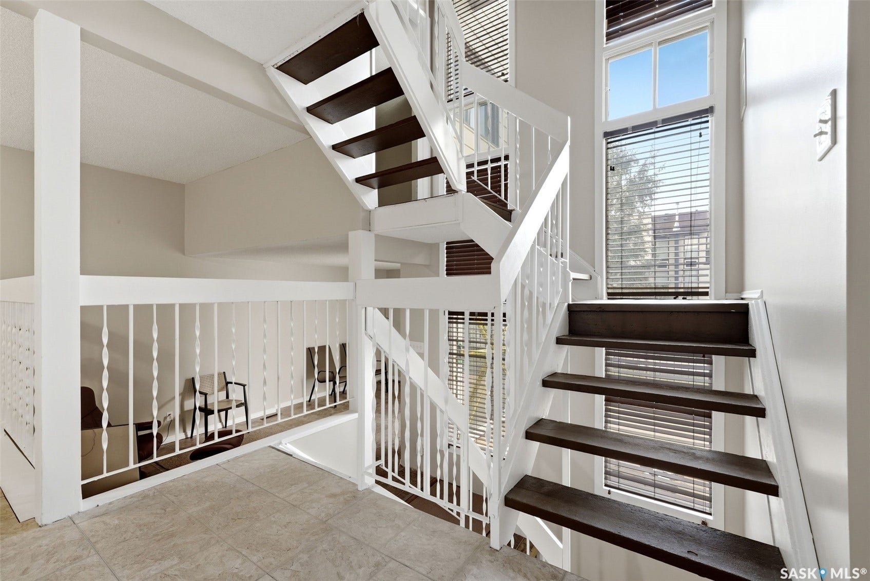 5056 10th Avenue, Regina SK S4T 7P4